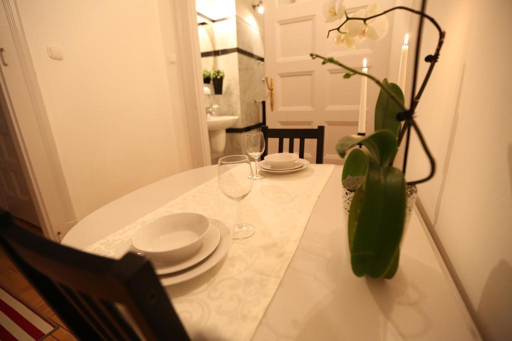 D.Five Classic Luxury Apartment ブダペスト エクステリア 写真